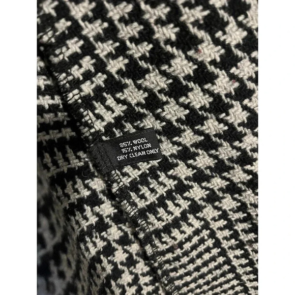 Cameleon Women’s Size Large Plaid Houndstooth Black Red White Vest Wool USA Made - Picture 3 of 6